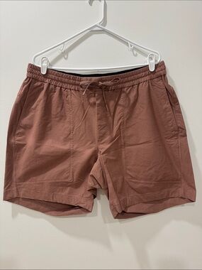 lululemon athletica Men's Drawstring Shorts in Mauve Color